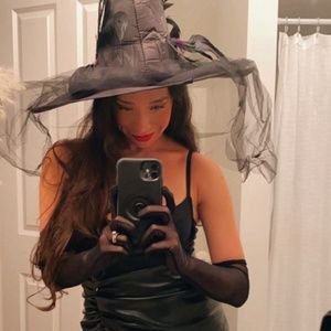 Halloween Costume Black Witch Hat (Kendall Jenner inspired look)